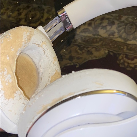 Beats - Picture 2 of 7